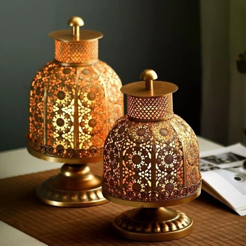 Collectible Vintage Lamps - Portacandele vintage in ferro, lampada da