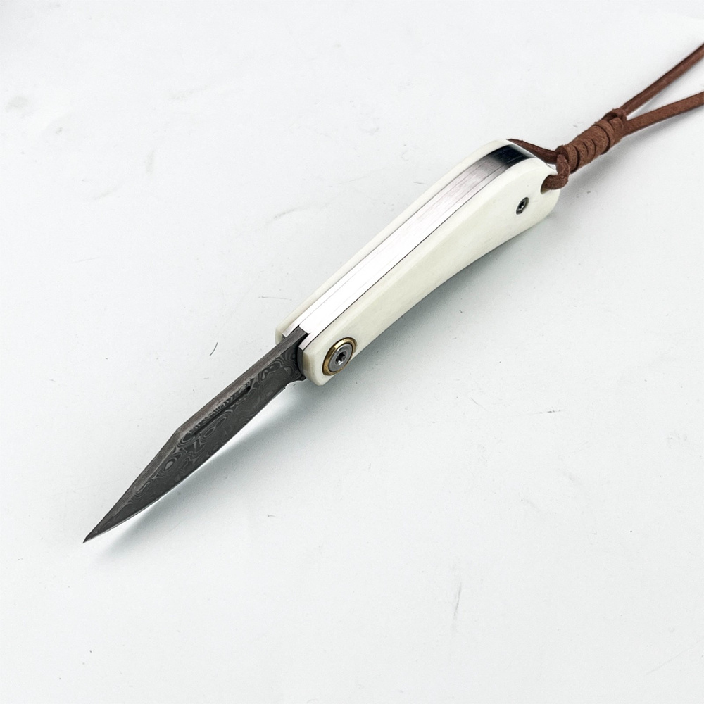 Coltello Pieghevole Compatto V - Vintage Collectible Knife recensione e prezzo