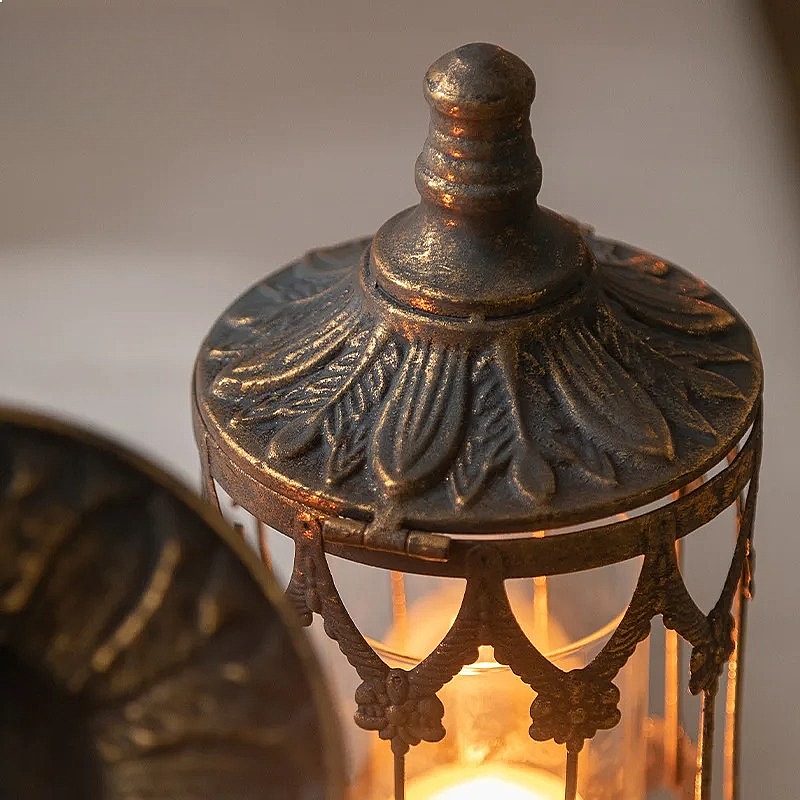 Candelabro in Metallo da Ester - Collectible Vintage Matches recensione e prezzo